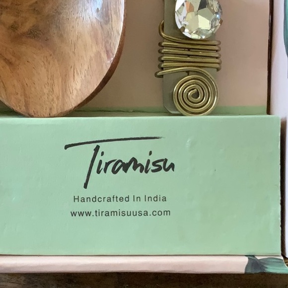 New wood and stone accents serving set - Picture 4 of 5